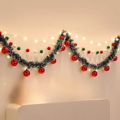 Christmas decorations, tree ornaments, indoor LED lights, pictures, background walls, atmosphere, scenes, decorations and flags.